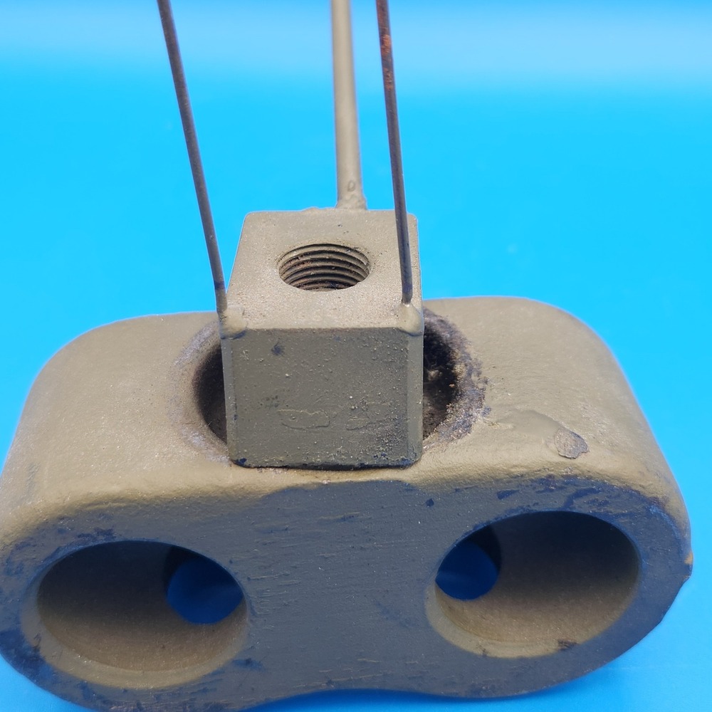 Folk Trench Art Toy Tank Track Shoe End Connector from Recovery Vehicle - Picture 7 of 9